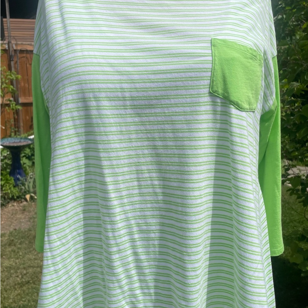 Green and White Relaxed Fit Long Sleeve Tee